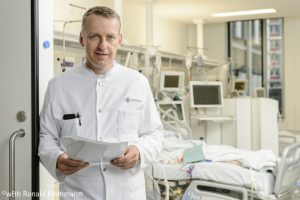 S3-Leitlinie zur Therapie von COVID-19 Patienten aktualisiert