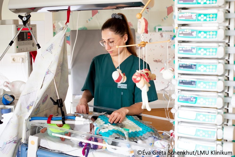 Automatisierte Beatmungssysteme in der Neonatologie: Deutlicher Nutzen auf den zweiten Blick