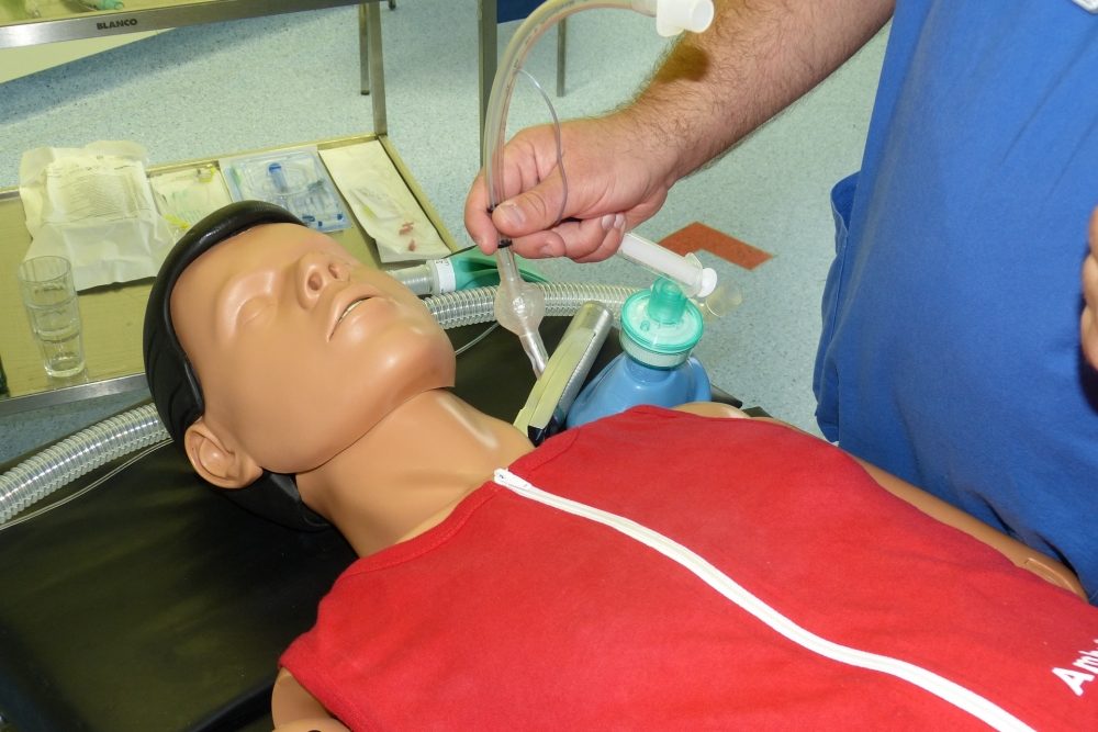 Neuer Studiengang Intensivpflege: Fachkräfte stellen sich Herausforderungen